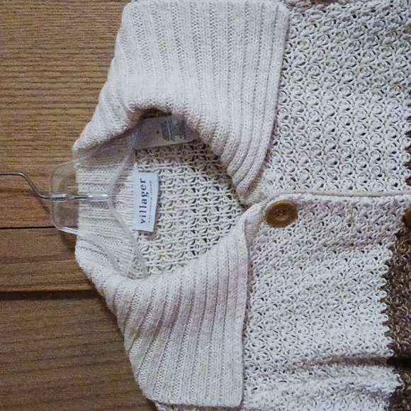 Button down cardigan - Picture 3 of 5